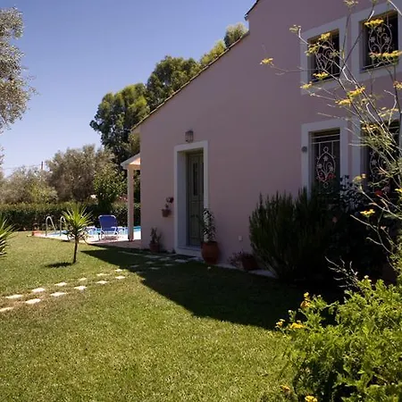 Fotini Holiday home *